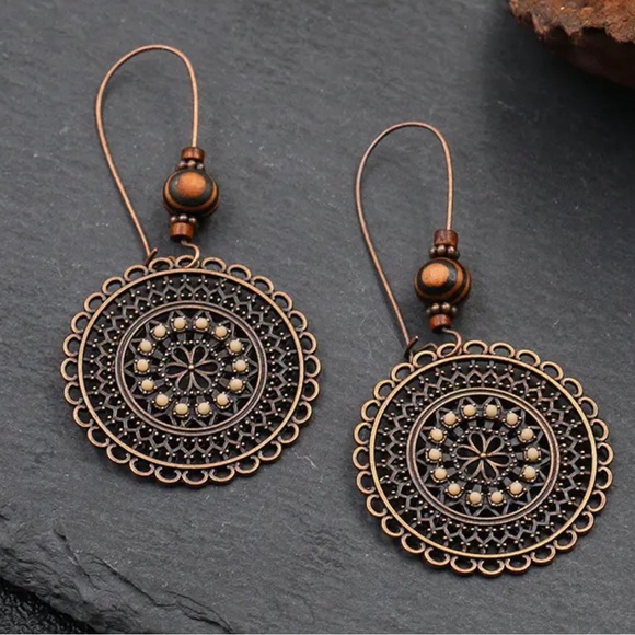 NEW Vintage Inspired Flower Pattern Dangle Earrings Retro Bohemian Style Alloy - Picture 4 of 5